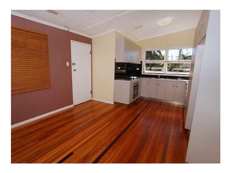 16 Crusher Park Drive, Nambour QLD 4560