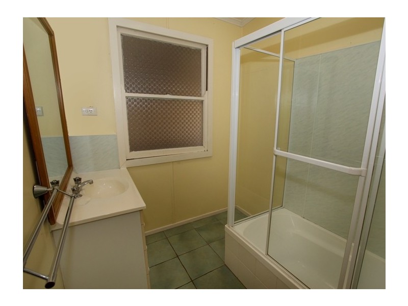 16 Crusher Park Drive, Nambour QLD 4560