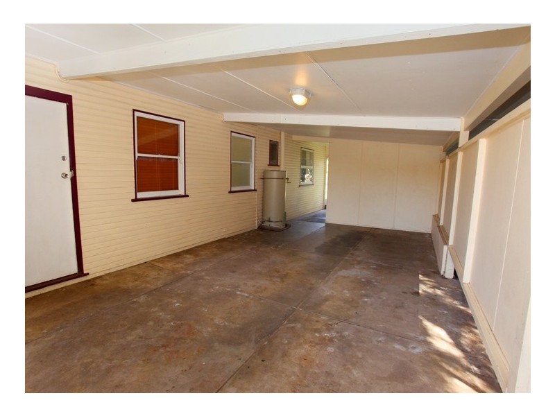 16 Crusher Park Drive, Nambour QLD 4560