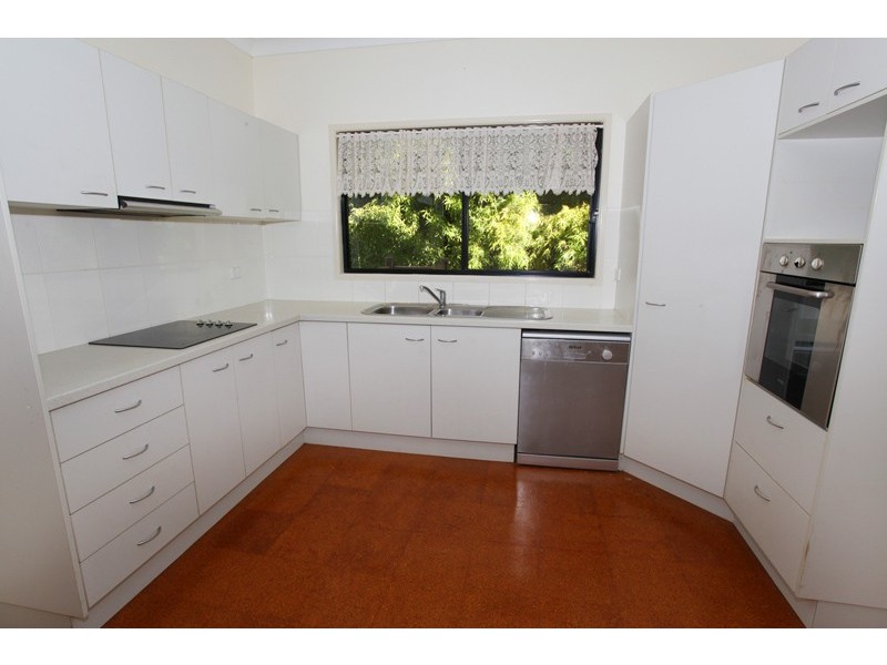 10/9a Deslynn Lane, Nambour QLD 4560