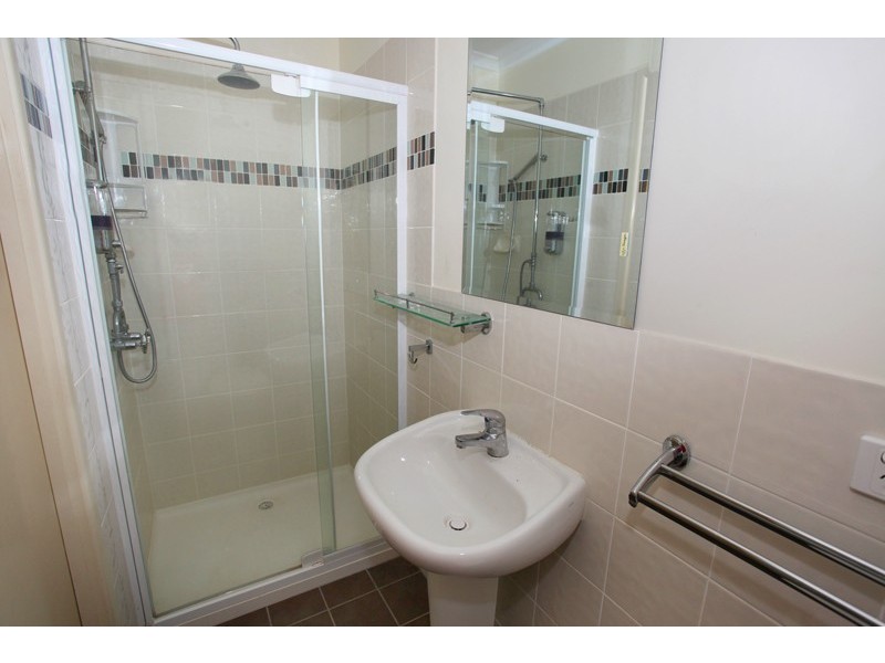 10/9a Deslynn Lane, Nambour QLD 4560