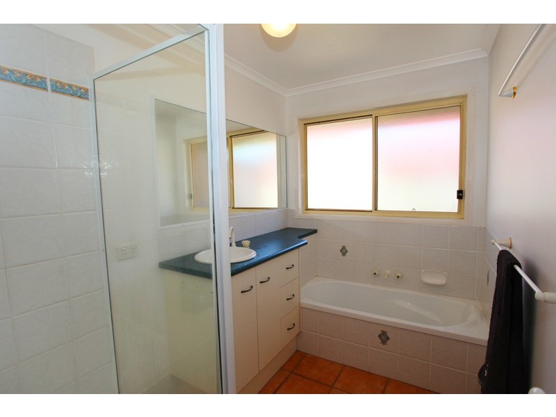 3 Bonnydoon Ct, Nambour QLD 4560