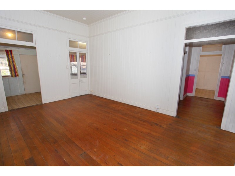 15 Magnolia Street, Nambour QLD 4560