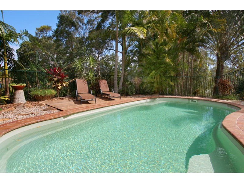 2-4 Iluka st, West Woombye QLD 4559