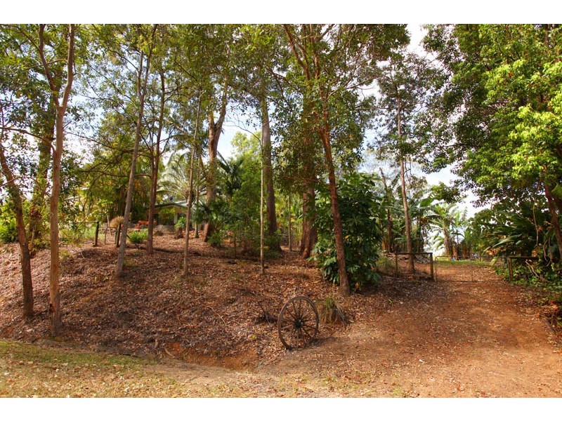 2-4 Iluka st, West Woombye QLD 4559