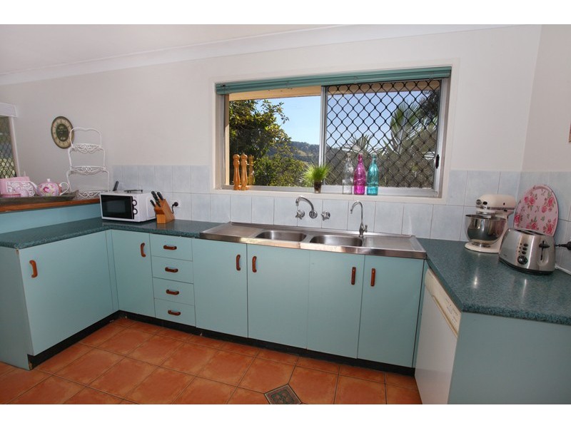 140 Shurvell Rd, Palmwoods QLD 4555