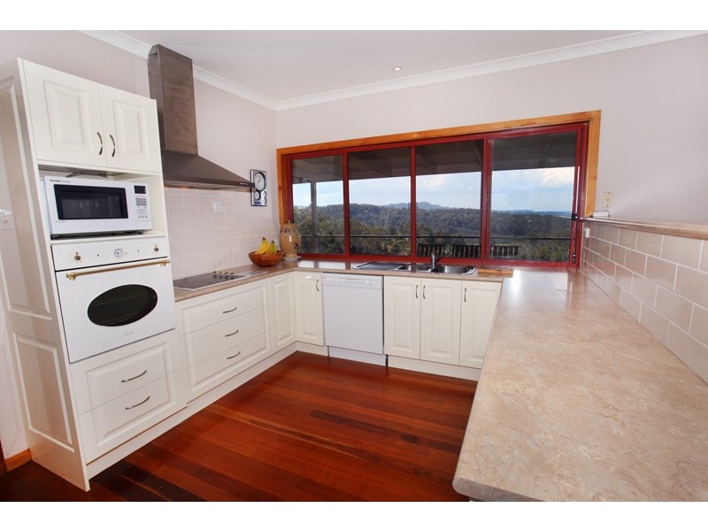 152 Shurvell Rd, Palmwoods QLD 4555