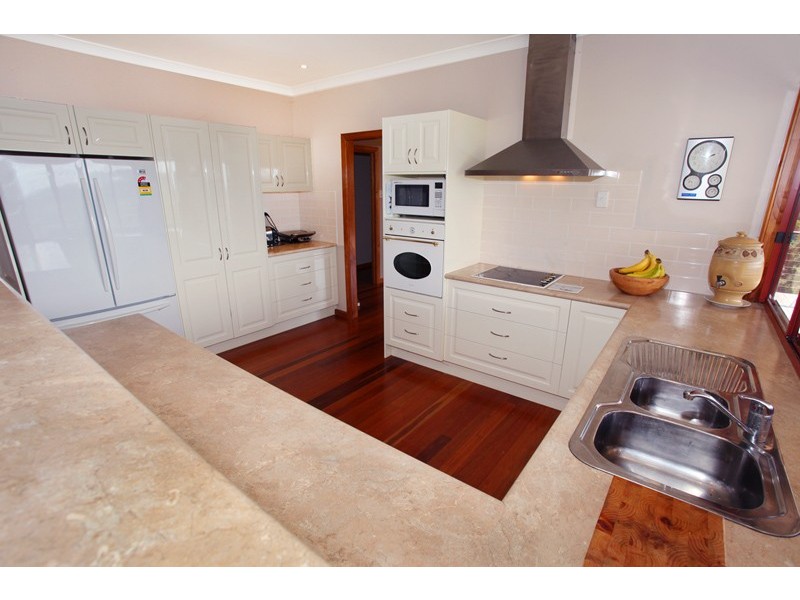 152 Shurvell Rd, Palmwoods QLD 4555