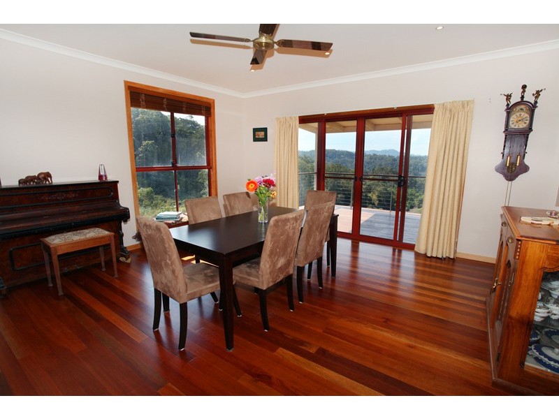 152 Shurvell Rd, Palmwoods QLD 4555