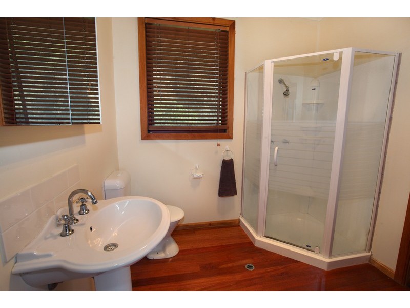 152 Shurvell Rd, Palmwoods QLD 4555