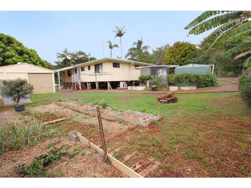 57 Post Office Rd, Mapleton QLD 4560