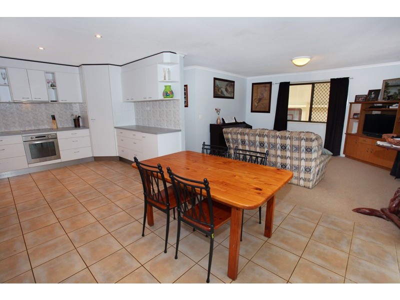 57 Post Office Rd, Mapleton QLD 4560