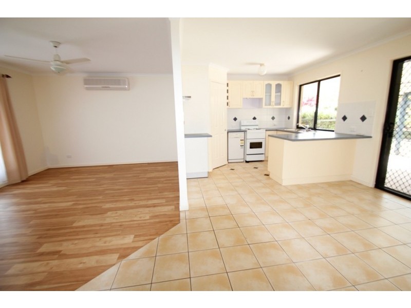 17 Holyn Close, Woombye QLD 4559