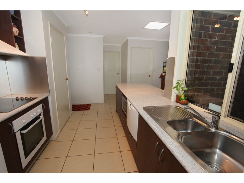 69 Cooloolabin Rd, Yandina QLD 4561