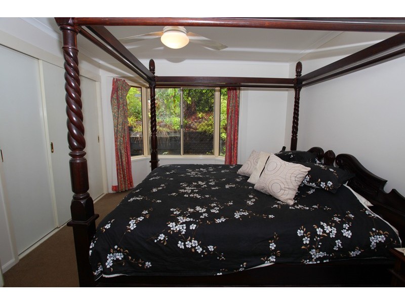 69 Cooloolabin Rd, Yandina QLD 4561