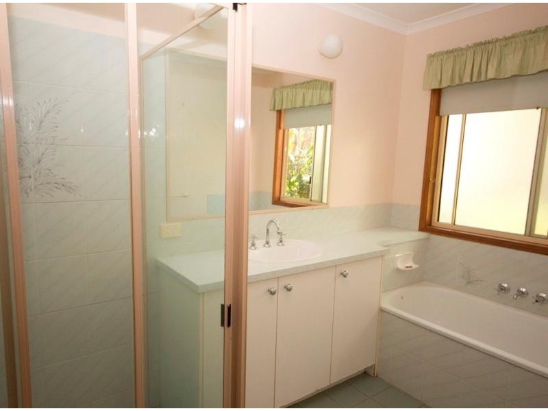 9 Klinain Street, Nambour QLD 4560