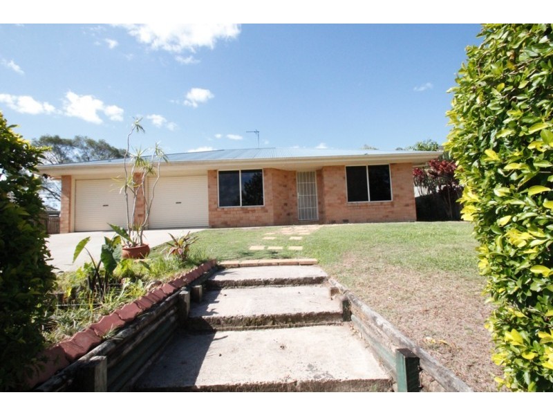 17 Kooralbyn Court, Nambour QLD 4560