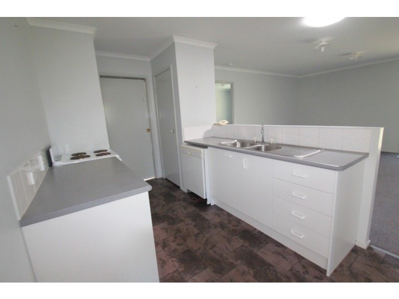 17 Kooralbyn Court, Nambour QLD 4560