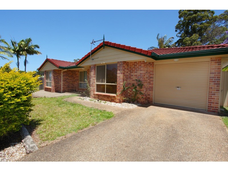 40 Spring Myrtle Ave, Nambour QLD 4560