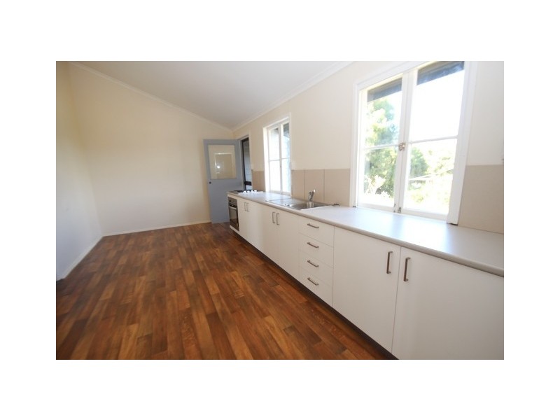 5 Magnolia Street, Nambour QLD 4560