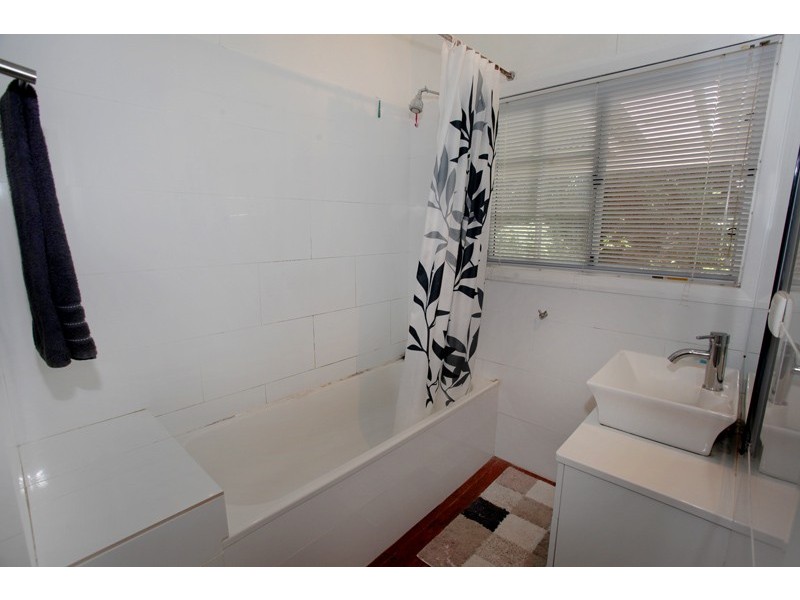 57 Nambour Mapleton Rd, Nambour QLD 4560