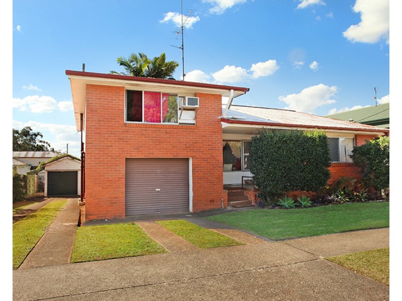 11 Maud Street, Nambour QLD 4560