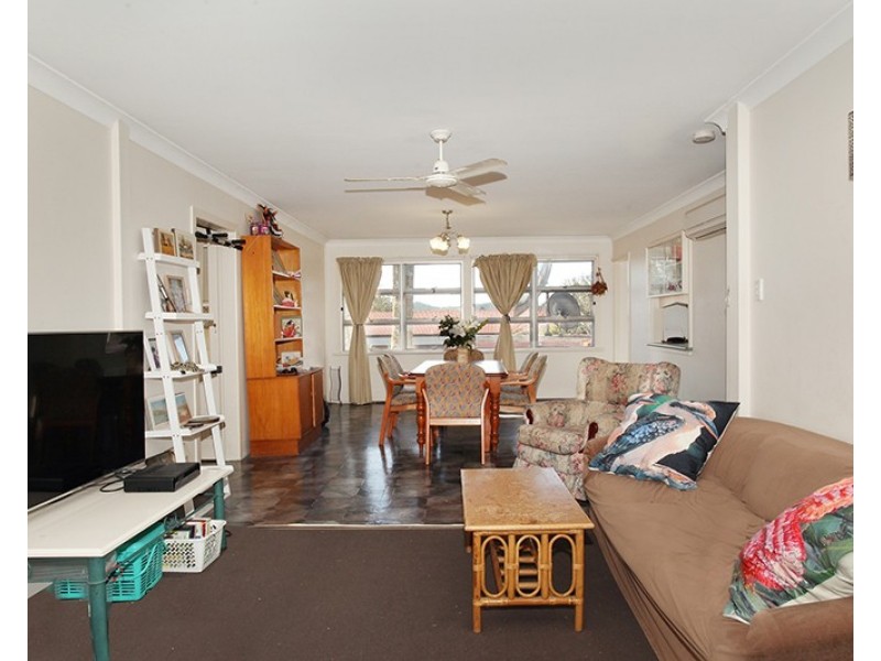 11 Maud Street, Nambour QLD 4560