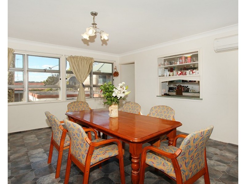 11 Maud Street, Nambour QLD 4560