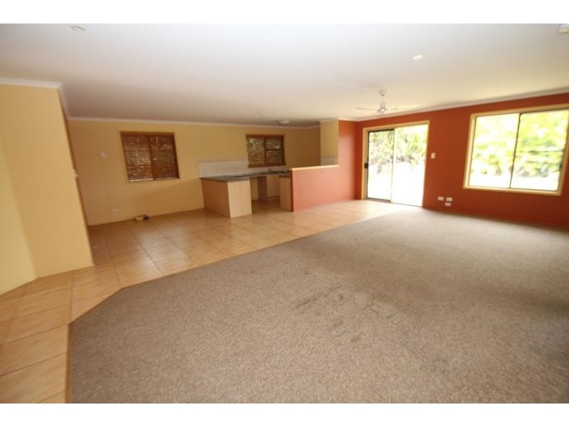 7 McKinnon Drive, Nambour QLD 4560