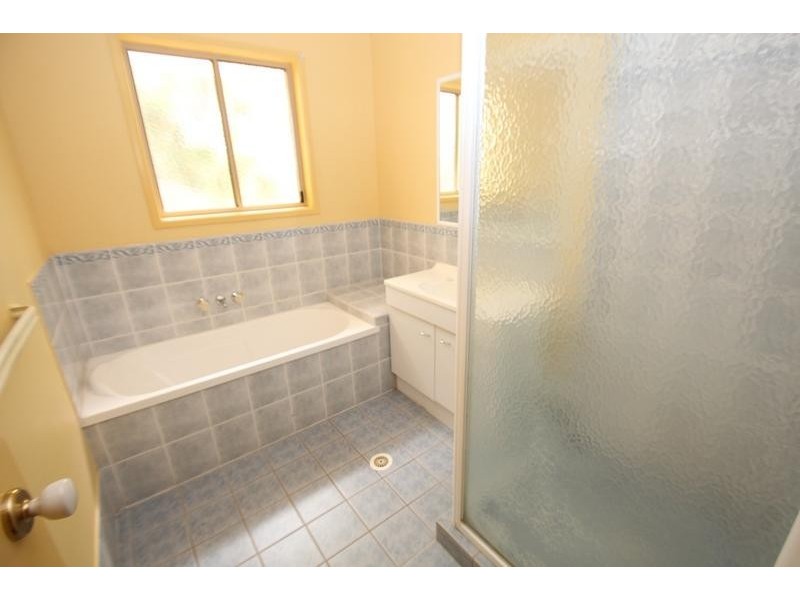 7 McKinnon Drive, Nambour QLD 4560