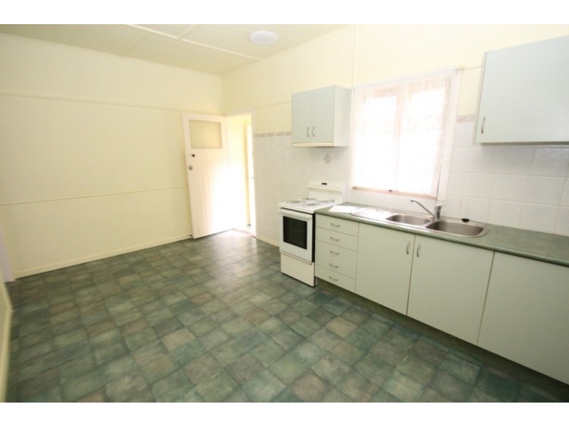 7 Blackall Terrace, Nambour QLD 4560