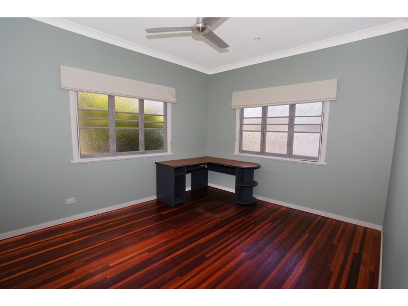 42 Bade St, Nambour QLD 4560
