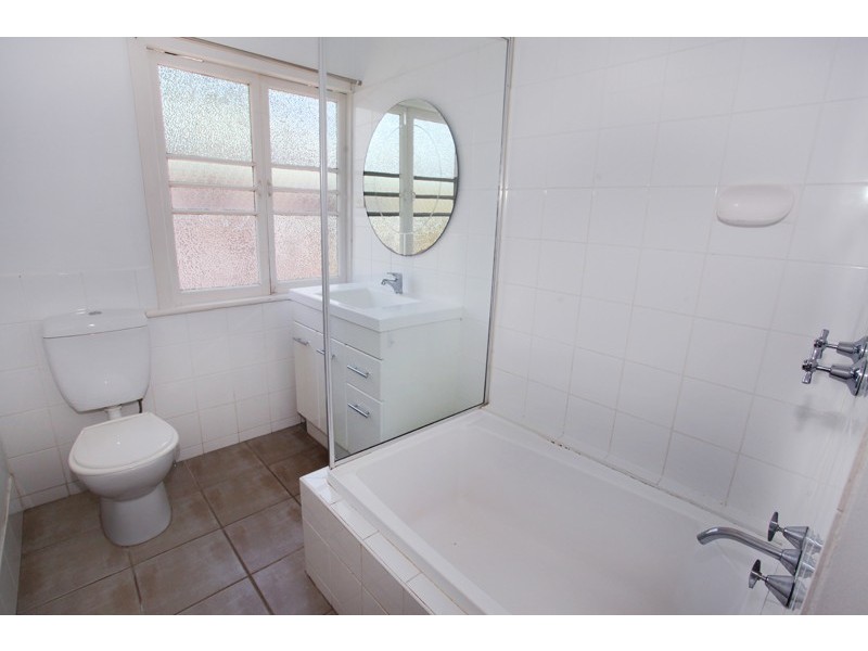 42 Bade St, Nambour QLD 4560