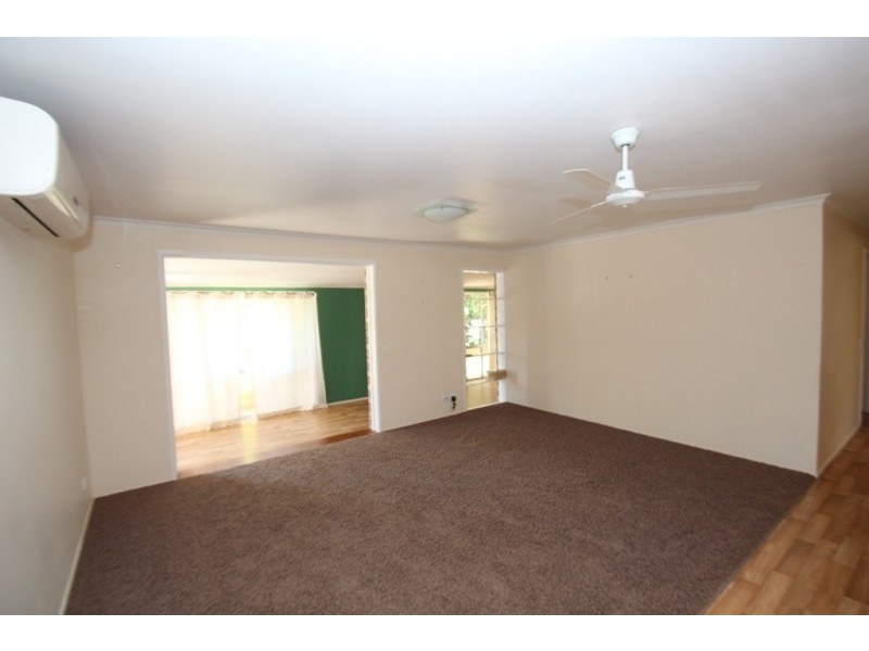 8 Titania Court, Nambour QLD 4560