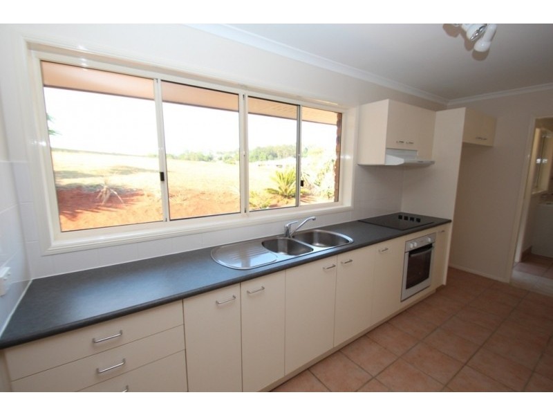 66 Taintons Rd, Woombye QLD 4559