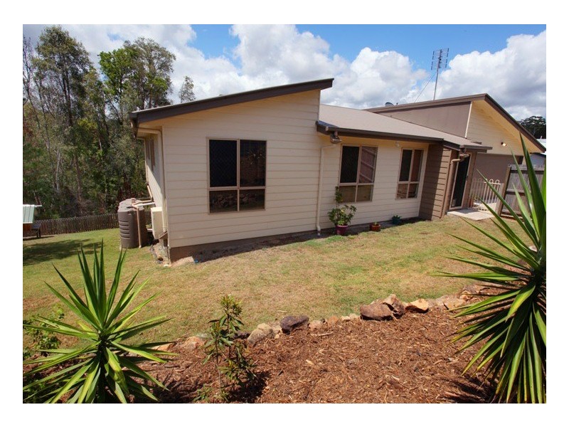 1 Tuckers Creek Drive, Nambour QLD 4560