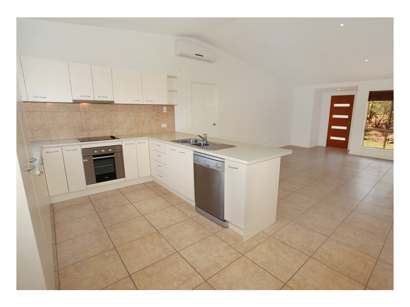 1 Tuckers Creek Drive, Nambour QLD 4560