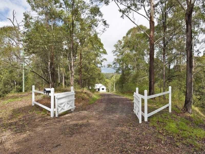 14 Hutchinsons Rd, Ilkley QLD 4554