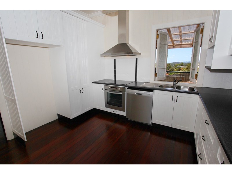 109 Nambour Mapleton Rd, Nambour QLD 4560