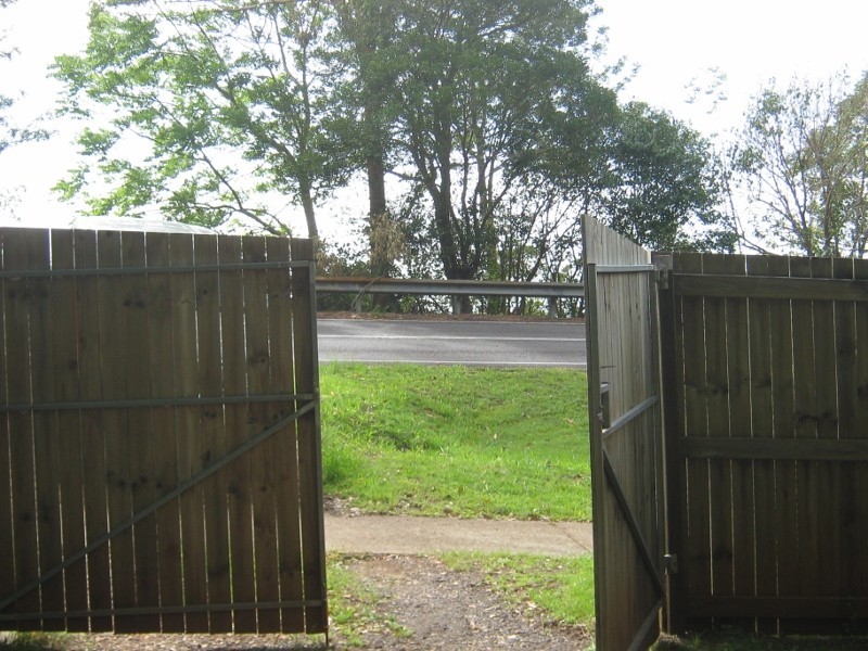 132 Flaxton Drive, Mapleton QLD 4560