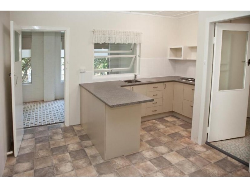 31 Netherton Street, Nambour QLD 4560