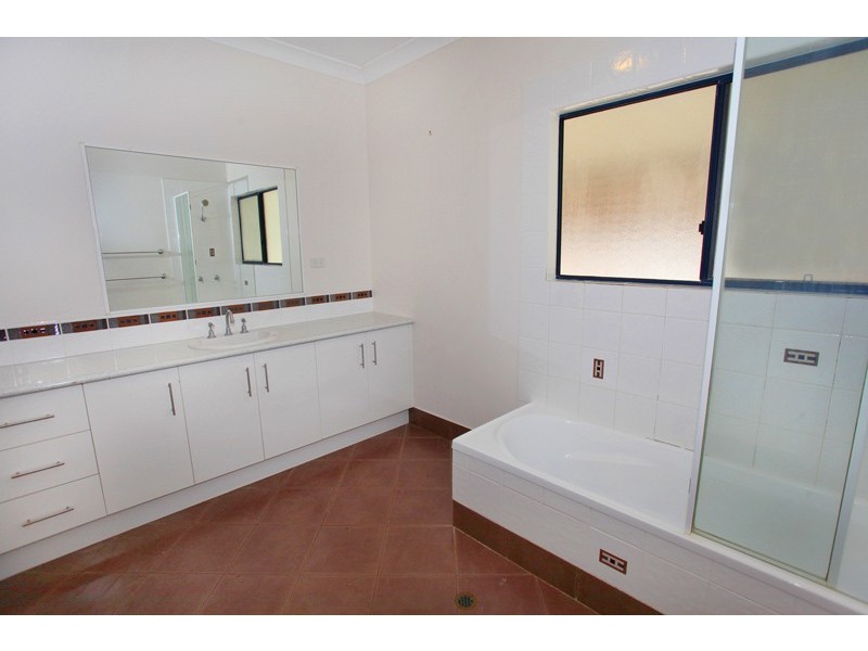 28 Yvonne Street, Nambour QLD 4560