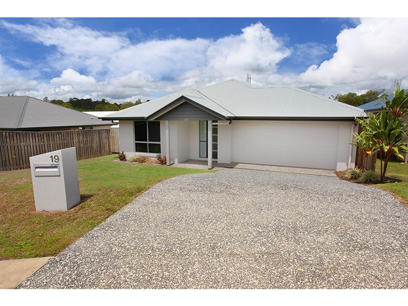 19 Anticipation Close, Nambour QLD 4560