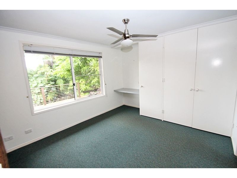 2/5 Glenbrook Street, Nambour QLD 4560
