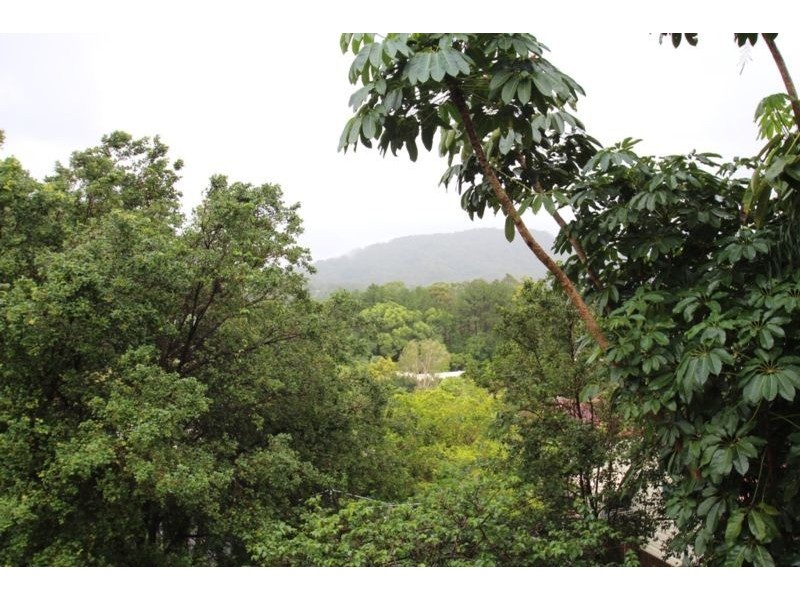 2/5 Glenbrook Street, Nambour QLD 4560