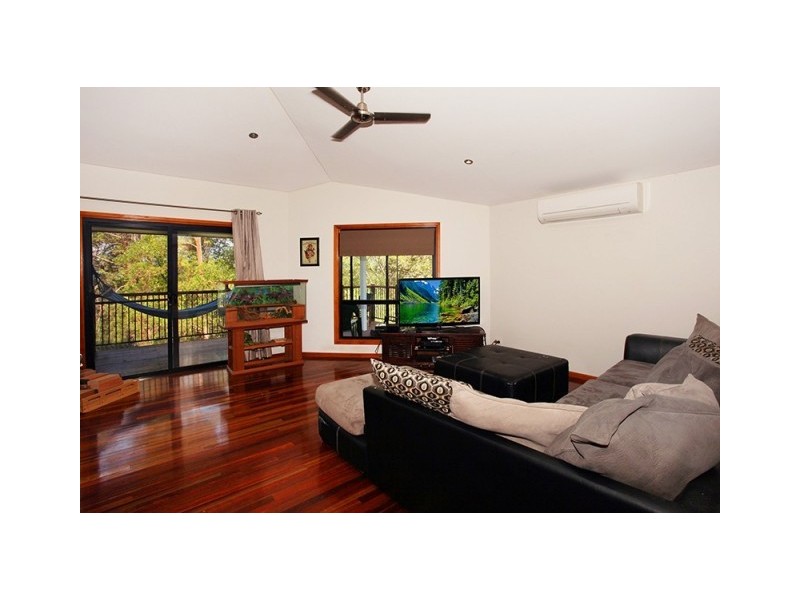 27 Leigha Place, Kureelpa QLD 4560