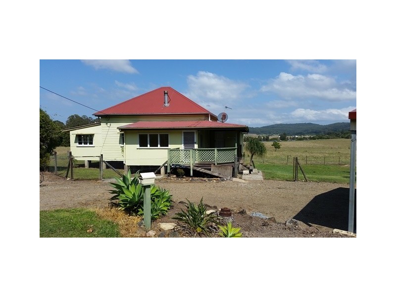 2 Apps Road, Maroochy River QLD 4561