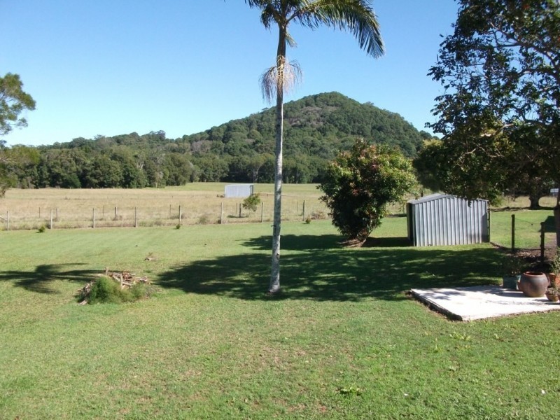 2 Apps Road, Maroochy River QLD 4561