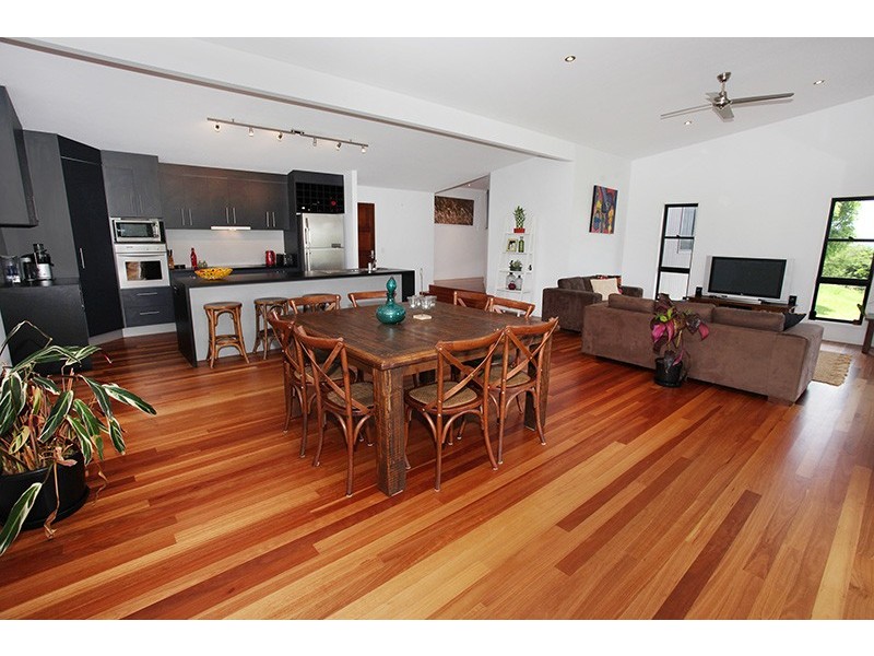 16 Tramline Rise, Nambour QLD 4560