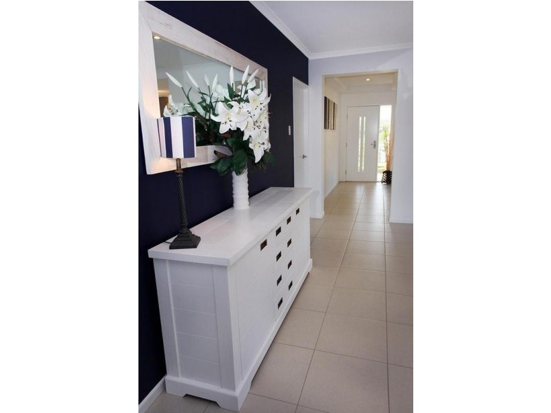 13 Old Davey Crt, Coes Creek QLD 4560